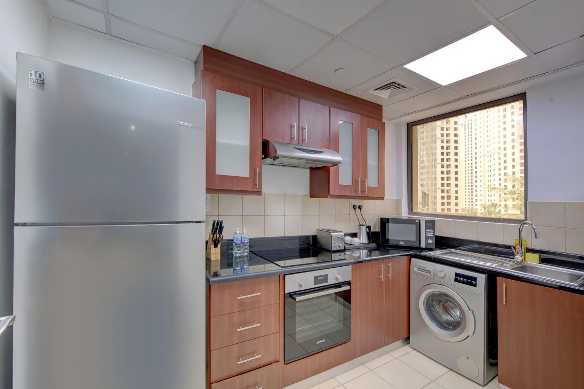 Suha Jbr Hotel Apartments Dubai Exterior photo